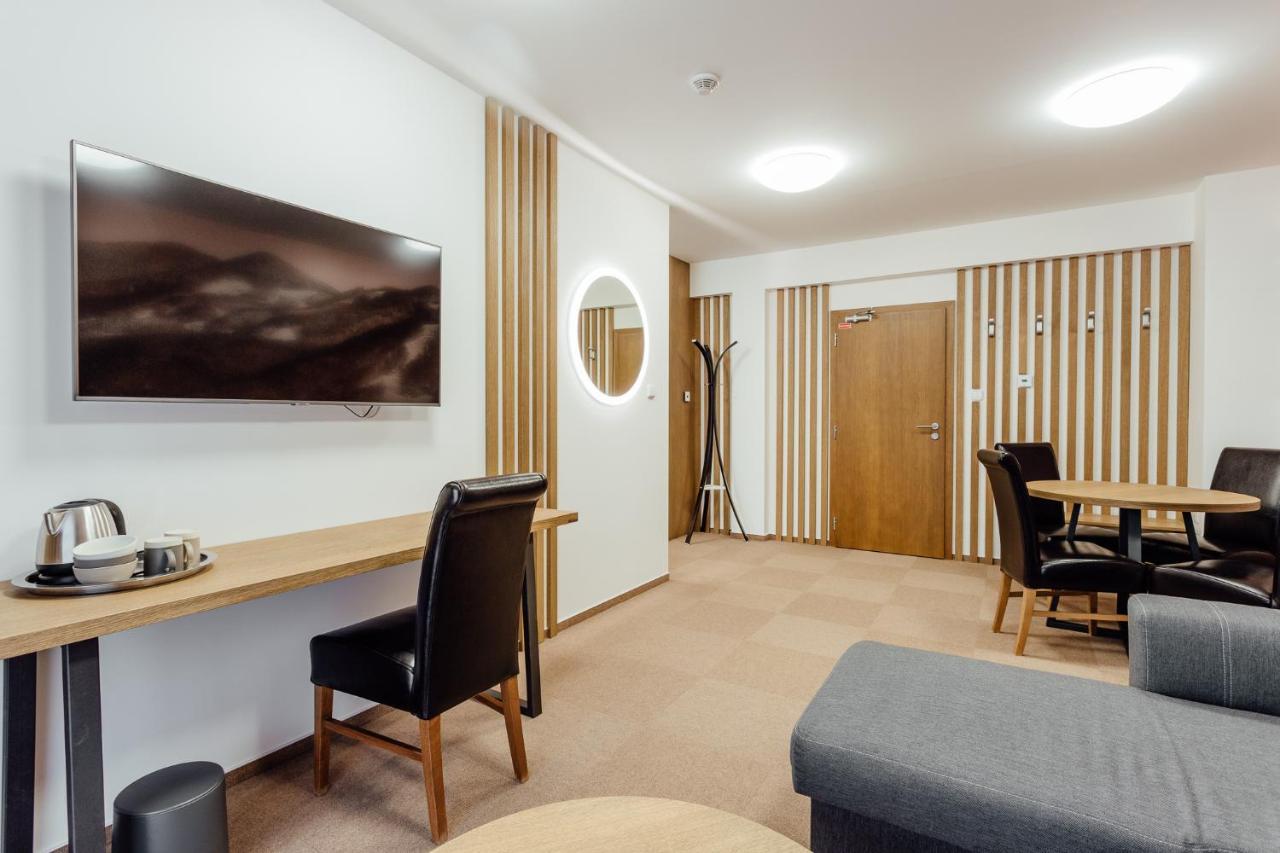 Apartmany Humno Valča Eksteriør billede